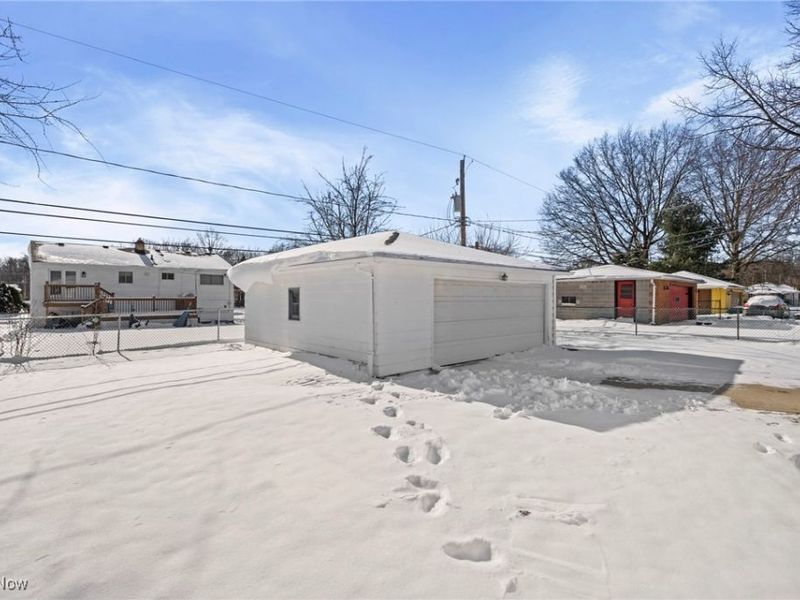 14320 Janice Drive, Maple Heights, OH 44137 Photo 29