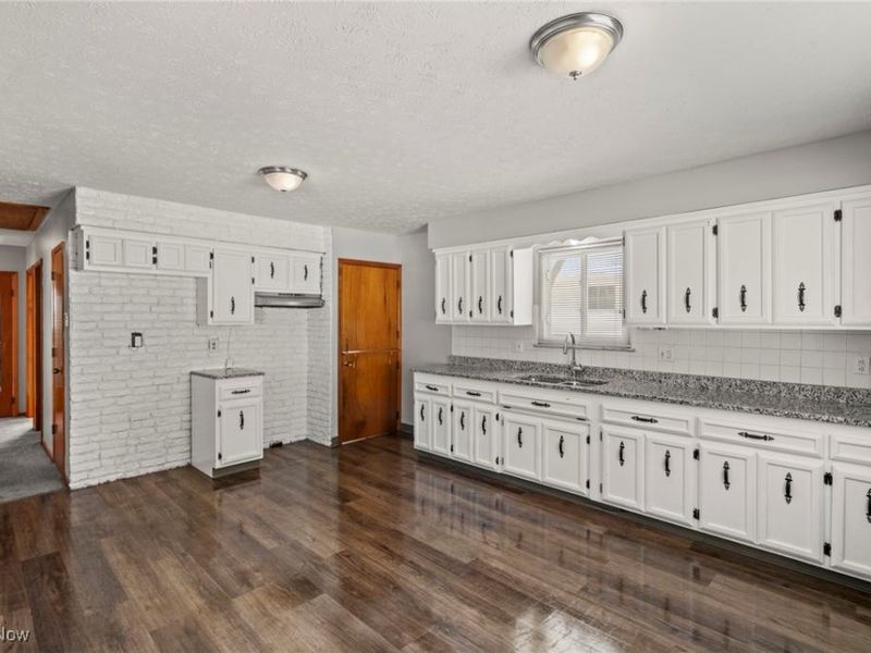 14320 Janice Drive, Maple Heights, OH 44137 Photo 9