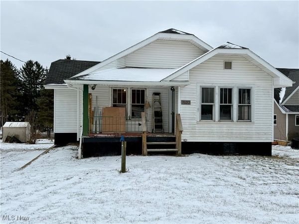 7620 Cindell Street SE, East Canton, OH 44730