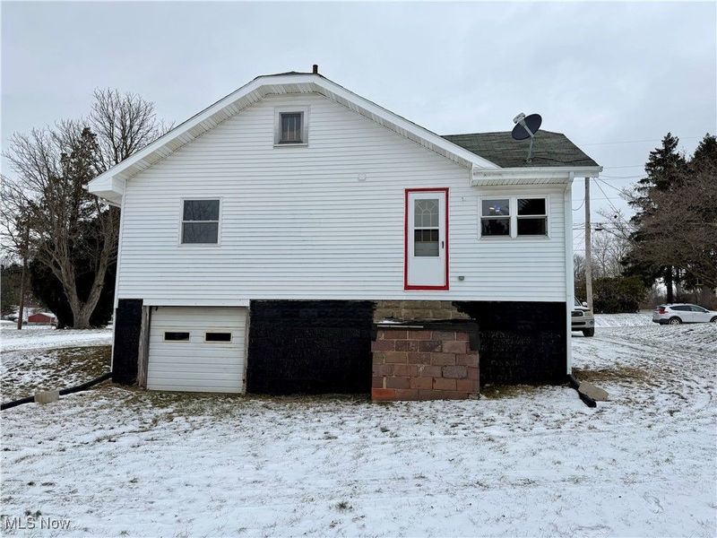 7620 Cindell Street SE, East Canton, OH 44730 Photo 3