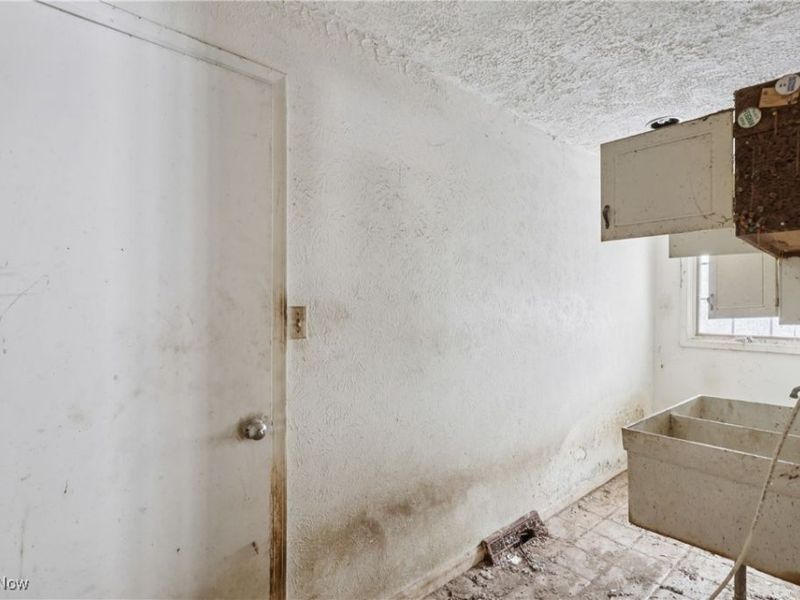 2100 W Salem Parkway, Westlake, OH 44145 Photo 14