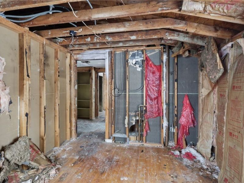 2100 W Salem Parkway, Westlake, OH 44145 Photo 21