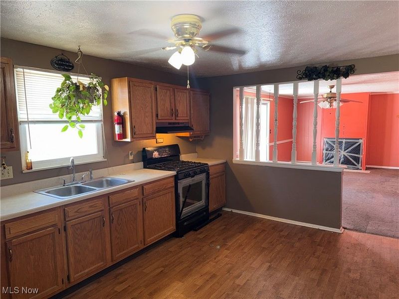 601 Silver Meadows Boulevard, Kent, OH 44240 Photo 3