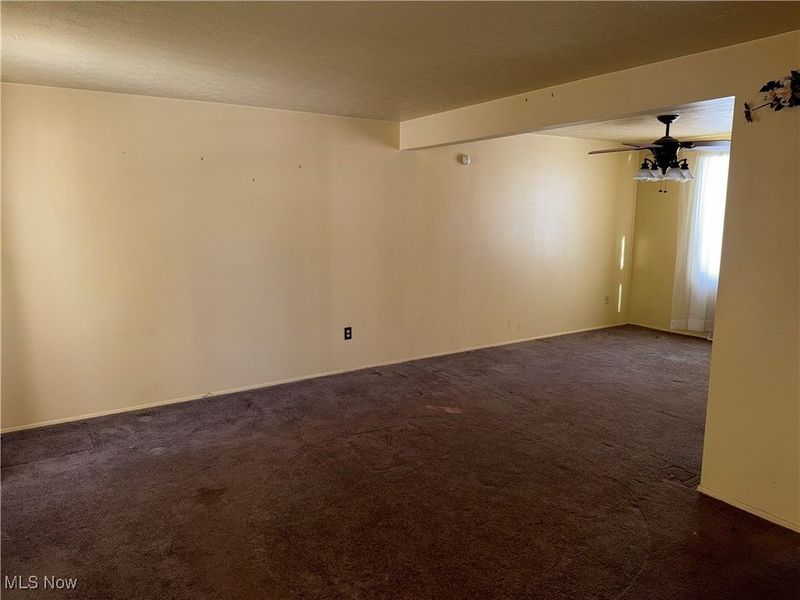 601 Silver Meadows Boulevard, Kent, OH 44240 Photo 4