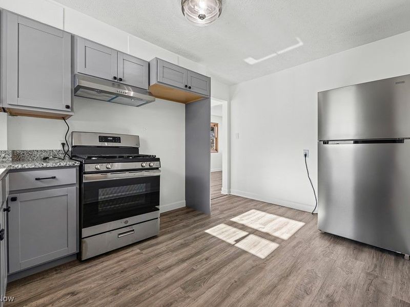 1724 Krumroy Road, Akron, OH 44312 Photo 13