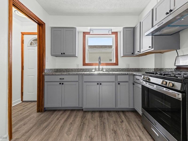 1724 Krumroy Road, Akron, OH 44312 Photo 14