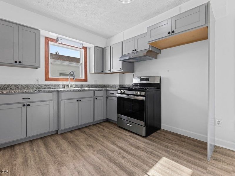 1724 Krumroy Road, Akron, OH 44312 Photo 16