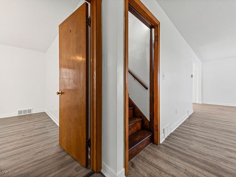 1724 Krumroy Road, Akron, OH 44312 Photo 21