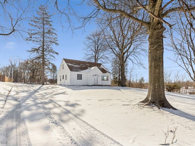 1724 Krumroy Road, Akron, OH 44312 Photo 43