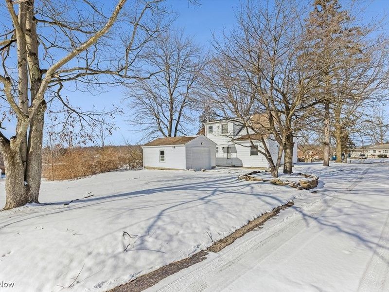 1724 Krumroy Road, Akron, OH 44312 Photo 44