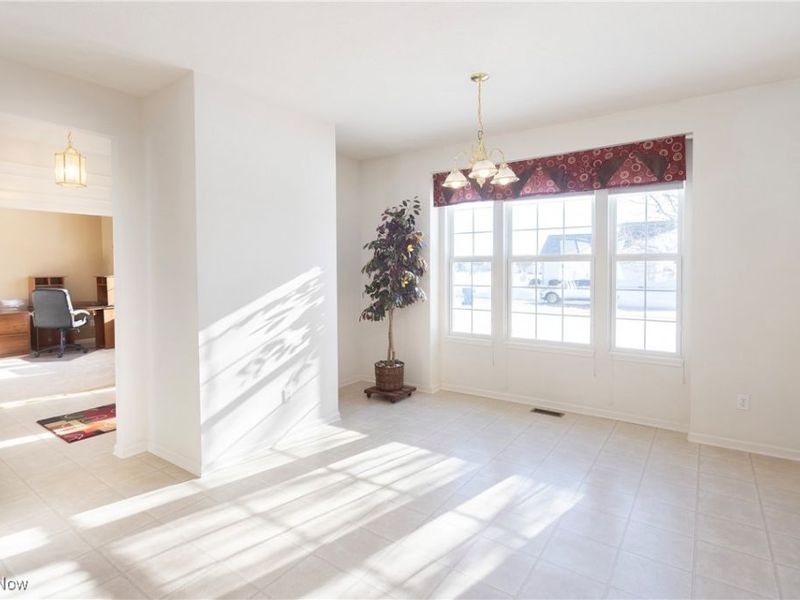 38342 Kingsbury Drive, North Ridgeville, OH 44039 Photo 23