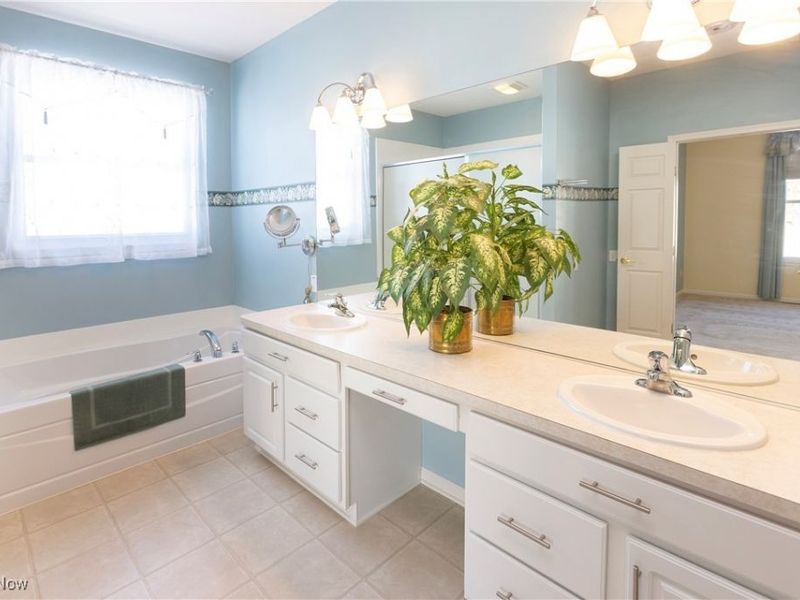 38342 Kingsbury Drive, North Ridgeville, OH 44039 Photo 31