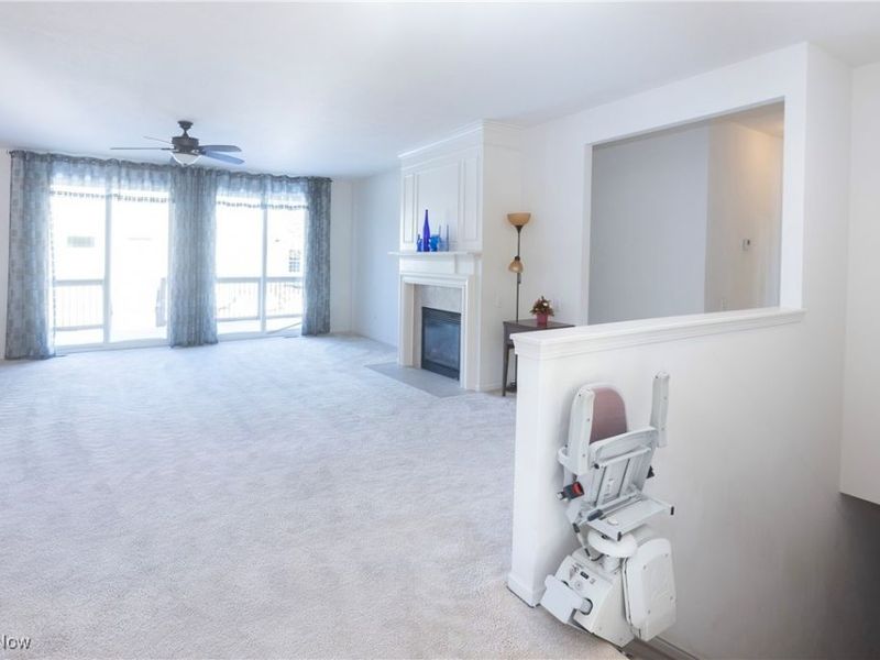 38342 Kingsbury Drive, North Ridgeville, OH 44039 Photo 5