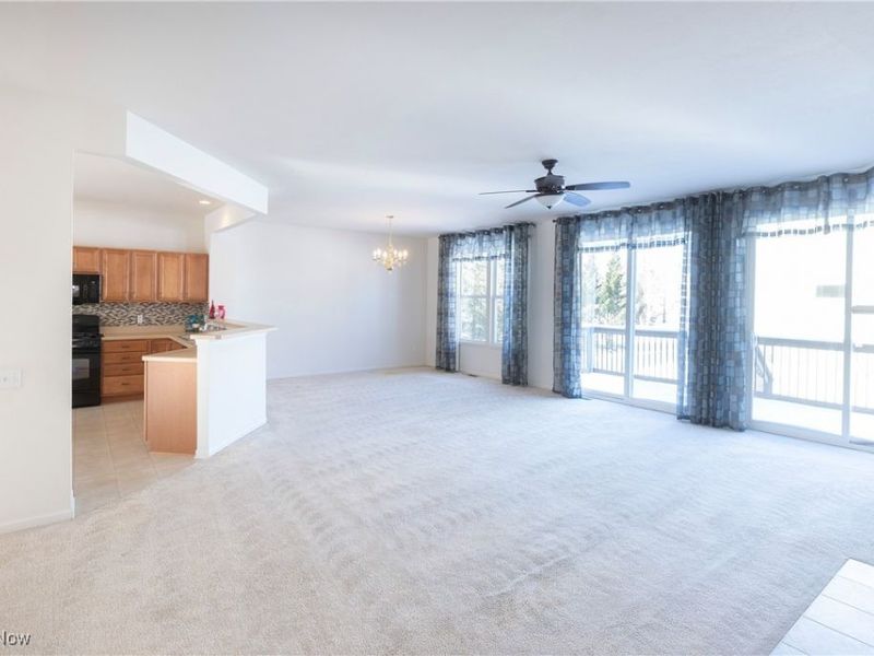 38342 Kingsbury Drive, North Ridgeville, OH 44039 Photo 6