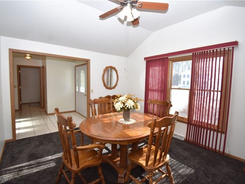 585 Creekside Drive, Hubbard, OH 44425 Photo 34