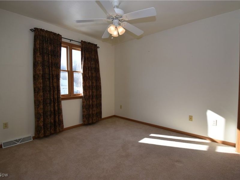 585 Creekside Drive, Hubbard, OH 44425 Photo 46