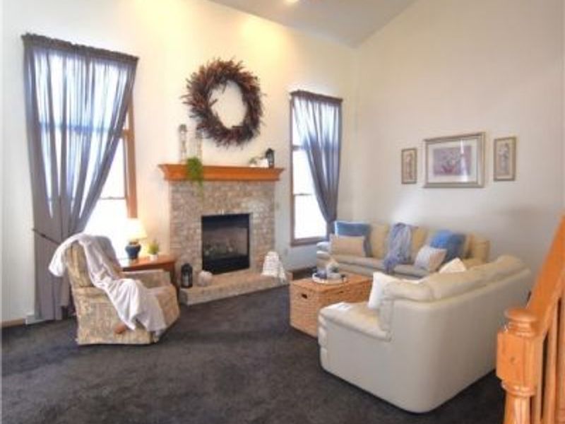 585 Creekside Drive, Hubbard, OH 44425 Photo 9