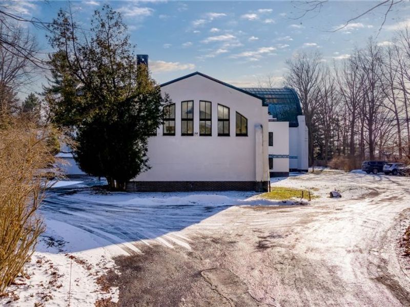 24400 Cedar Road, Beachwood, OH 44122 Photo 2