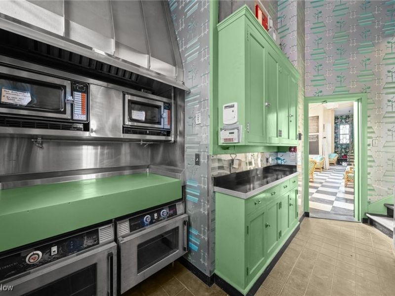 24400 Cedar Road, Beachwood, OH 44122 Photo 24