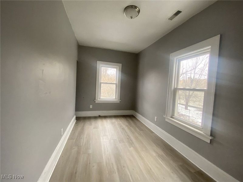 1230 Norwood Road, Cleveland, OH 44103 Photo 12