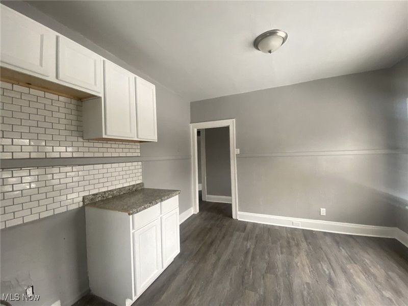 1230 Norwood Road, Cleveland, OH 44103 Photo 15