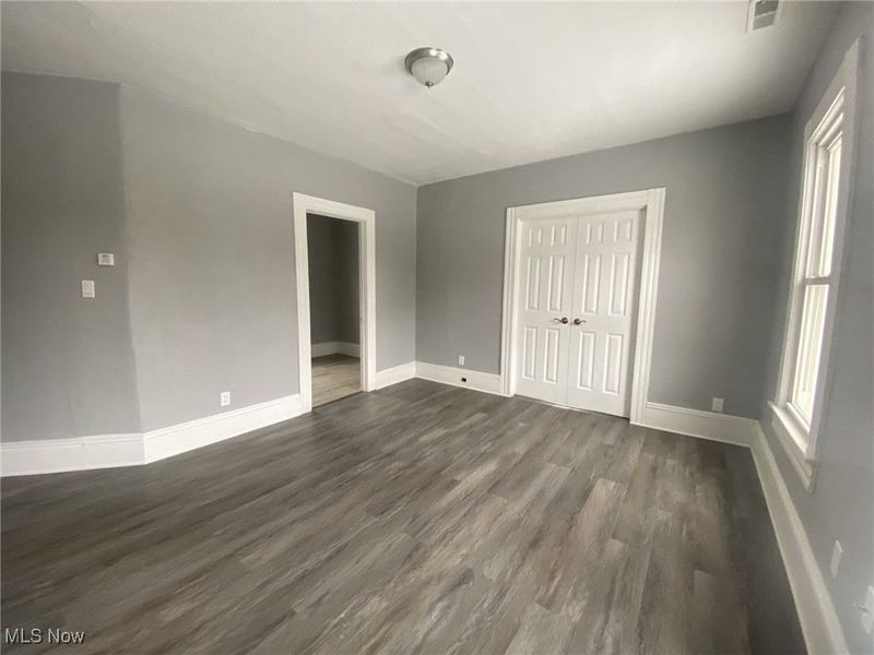 1230 Norwood Road, Cleveland, OH 44103 Photo 21