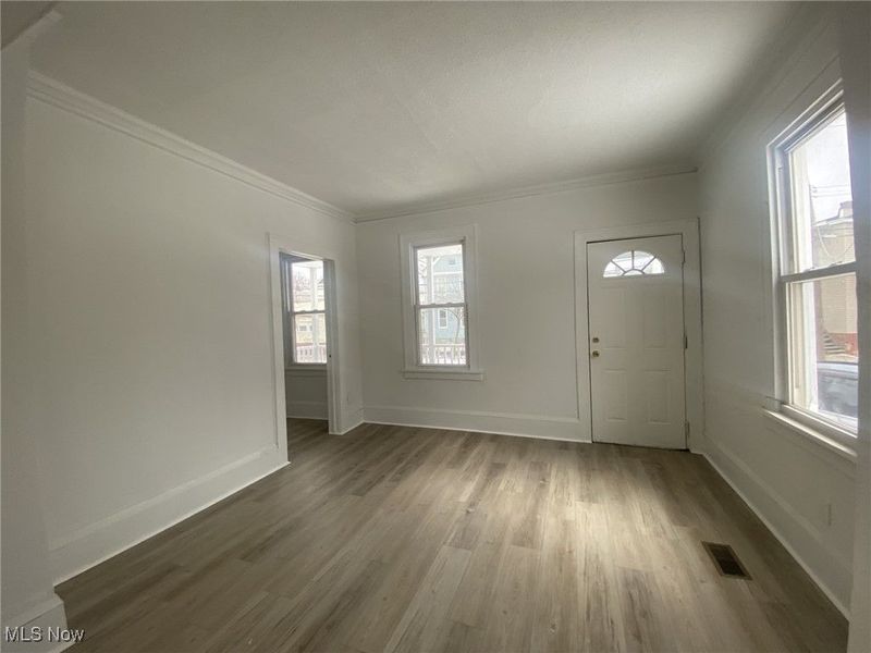 1230 Norwood Road, Cleveland, OH 44103 Photo 22