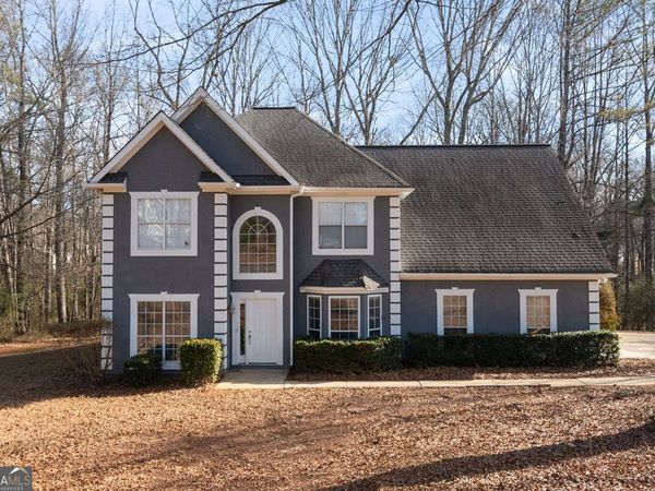 231 Barrington Farms Parkway, Sharpsburg, GA 30277