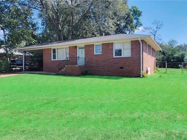 1804 Spring Valley Circle, Griffin, GA 30223
