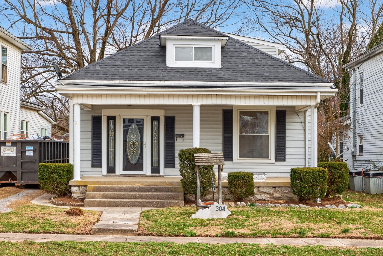 304 S Alta Avenue, Danville, KY 40422 Main Photo