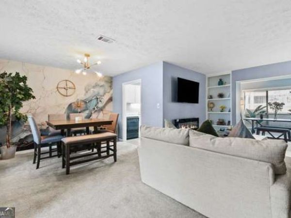 8740 Roswell Road, Unit 10B, Atlanta, GA 30350