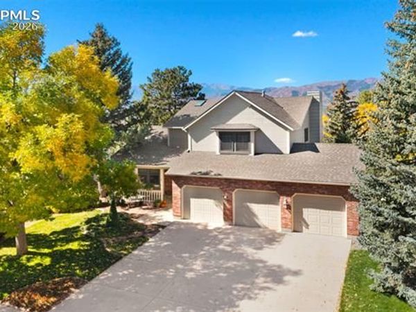 2705 Tartan Lane, Colorado Springs, CO 80920