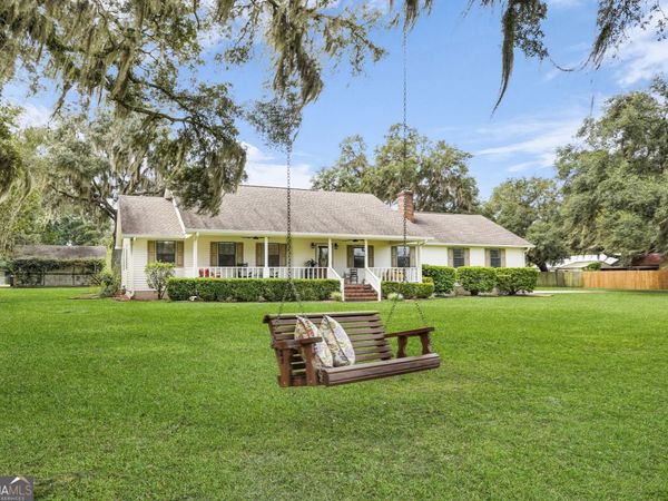 278 Camp Pinckney Drive, Folkston, GA 31537