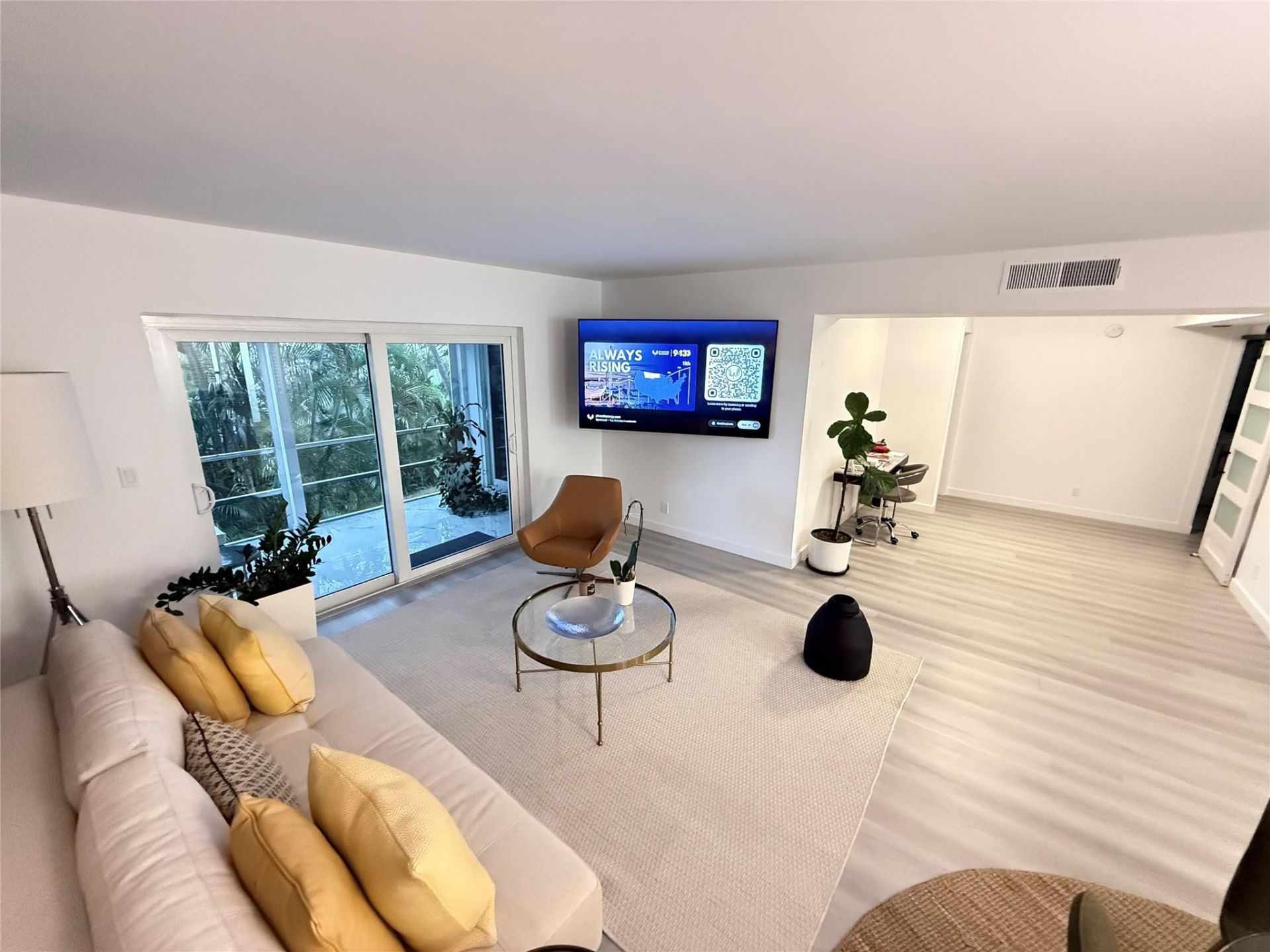 10 SE 13th Street, Unit B3, Boca Raton, FL 33432 Photo