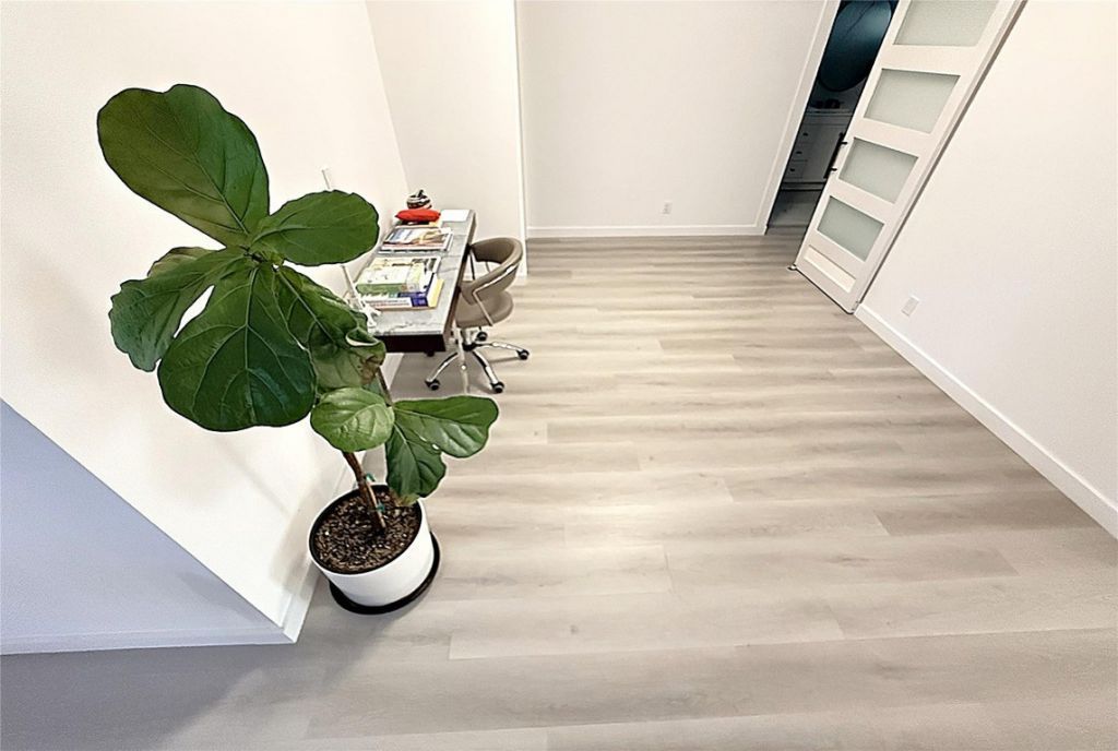 10 SE 13th St, Unit B3, Boca Raton, FL 33432 Photo