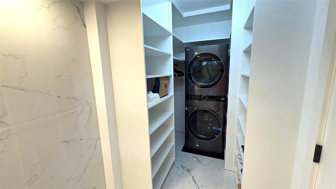 10 SE 13th St, Unit B3, Boca Raton, FL 33432 Photo