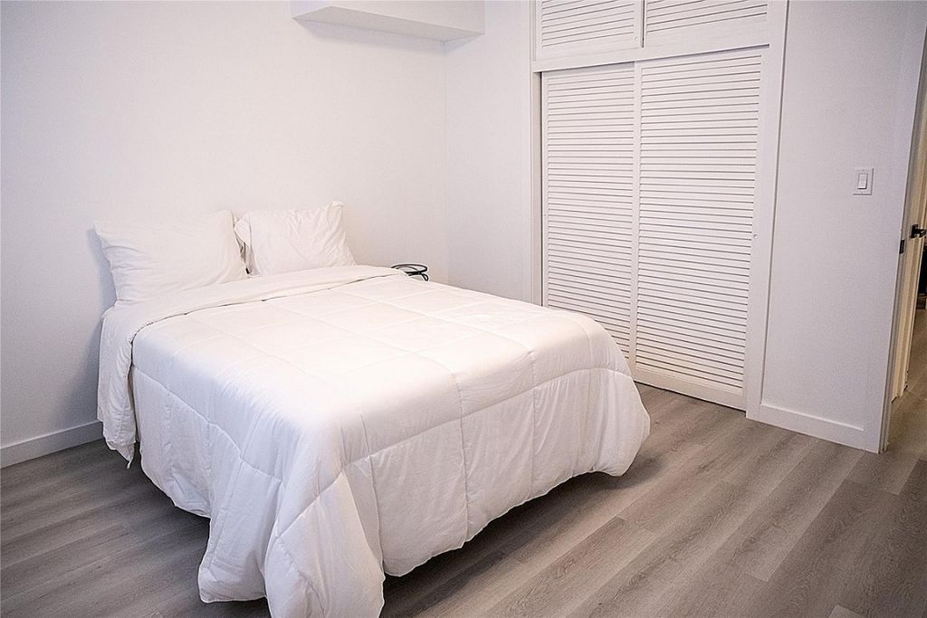 10 SE 13th St, Unit B3, Boca Raton, FL 33432 Photo