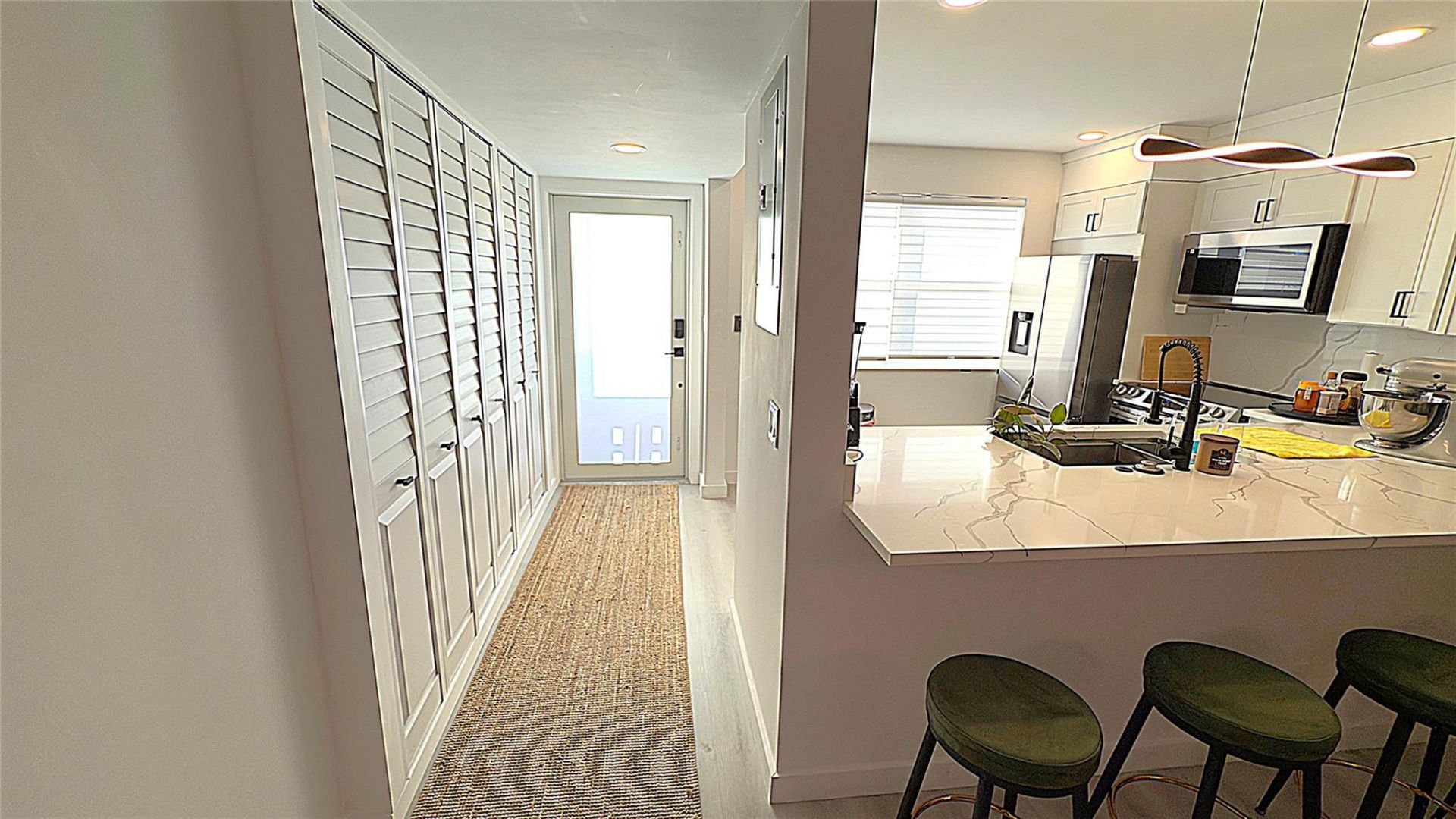 10 SE 13th Street, Unit B3, Boca Raton, FL 33432 Photo