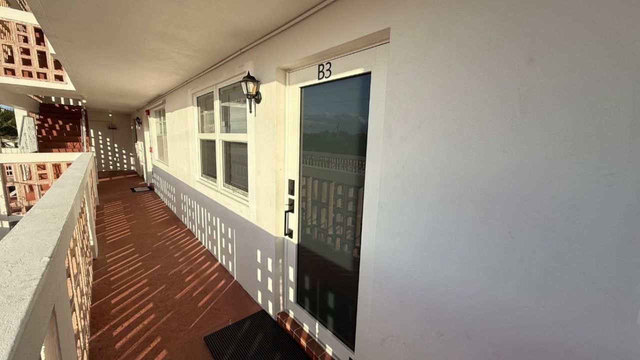 10 SE 13th St, Unit B3, Boca Raton, FL 33432 Photo