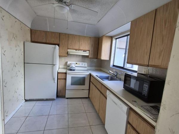 15108 Ashland Drive, Unit 195, Delray Beach, FL 33484