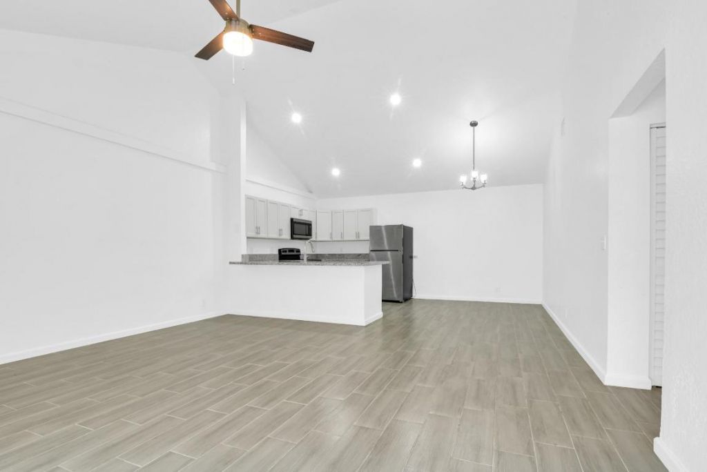 13737 Yarmouth Drive, Wellington, FL 33414 Photo