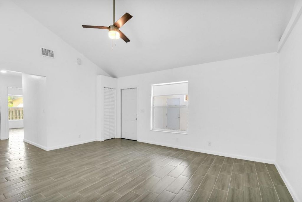 13737 Yarmouth Drive, Wellington, FL 33414 Photo