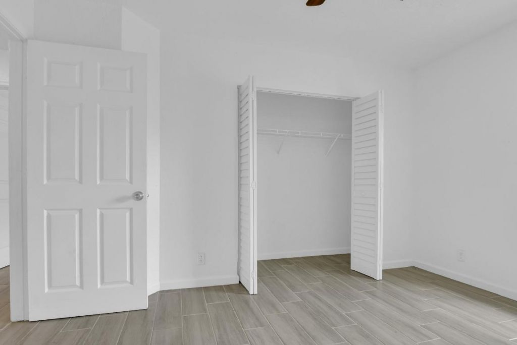 13737 Yarmouth Drive, Wellington, FL 33414 Photo