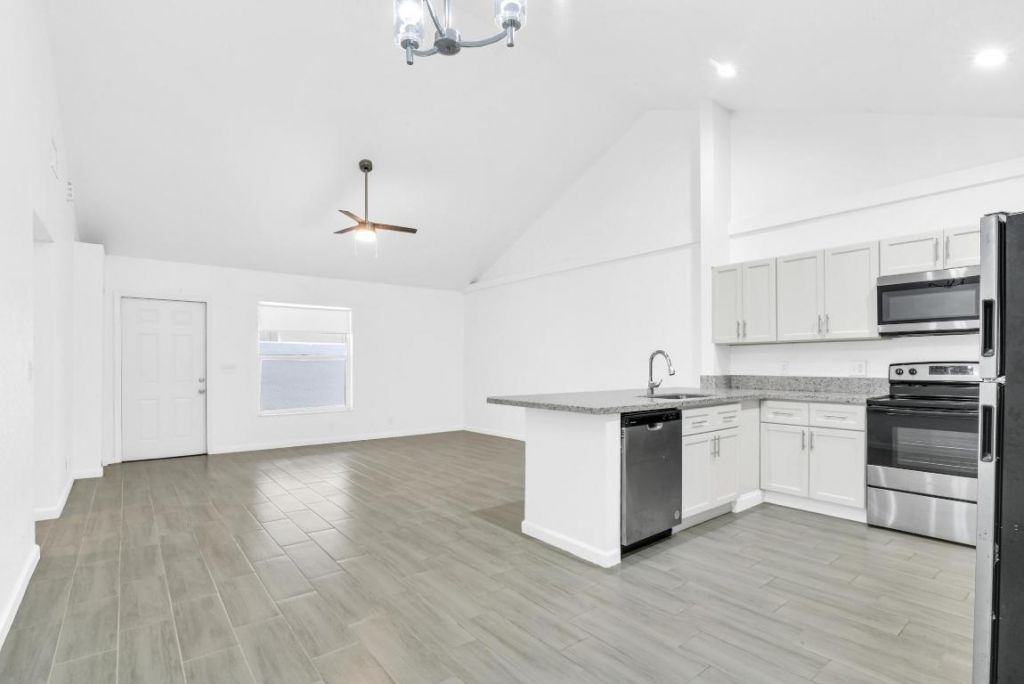 13737 Yarmouth Drive, Wellington, FL 33414 Photo