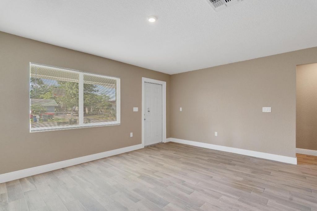 1405 Avenue G, Unit Apt A, Fort Pierce, FL 34950 Photo