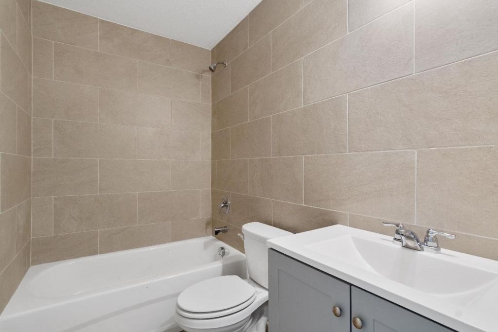 1405 Avenue G, Unit Apt A, Fort Pierce, FL 34950 Photo