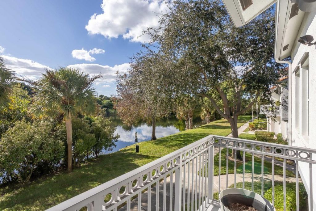 2044 Alta Meadows Lane, Unit 1809, Delray Beach, FL 33444 Photo