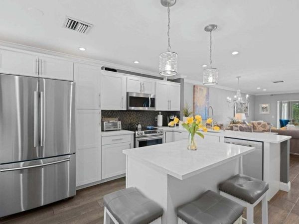 5400 Poppy Place, Unit B, Delray Beach, FL 33484