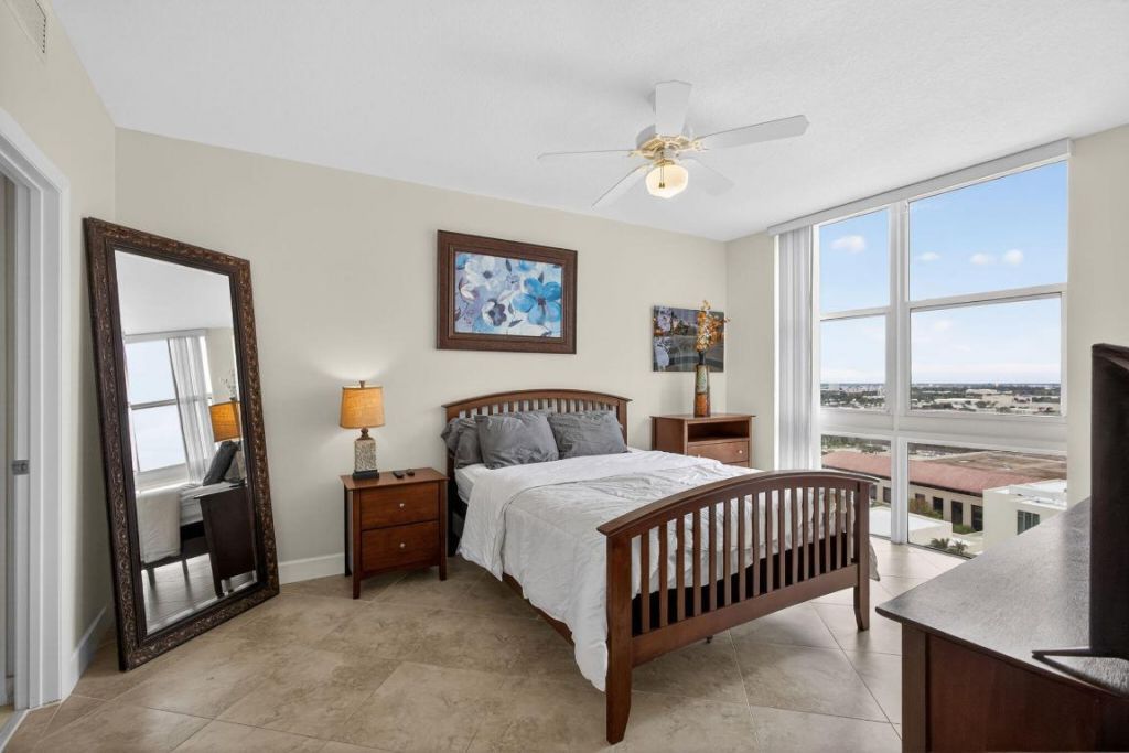 550 Okeechobee Boulevard, Unit 1618, West Palm Beach, FL 33401 Photo