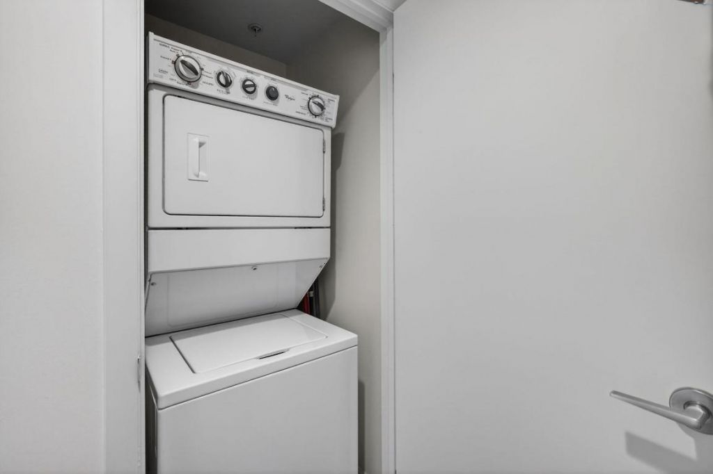 550 Okeechobee Boulevard, Unit 1618, West Palm Beach, FL 33401 Photo